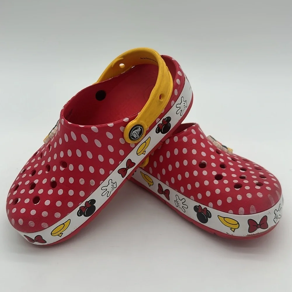 CROCS vibrant clogs